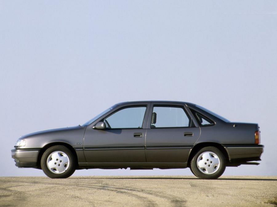  Opel Vectra Sedan 1988 года  (фото 6 из 29)